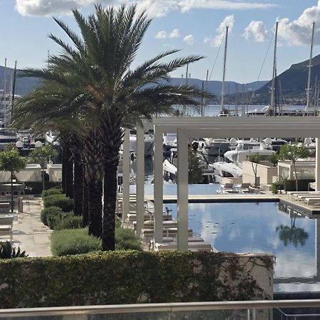 Porto Montenegro Elena Luxurious one bedroom apartment Tivat Buitenkant foto