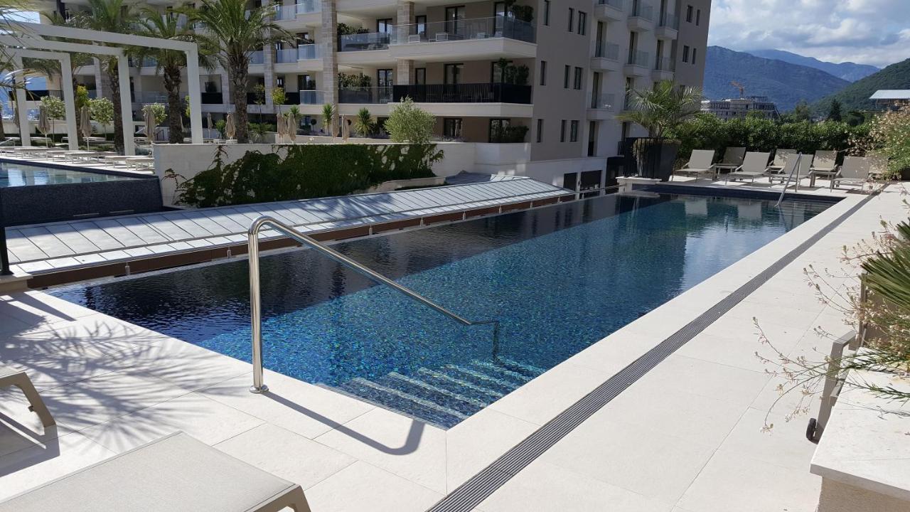 Porto Montenegro Elena Luxurious one bedroom apartment Tivat Buitenkant foto