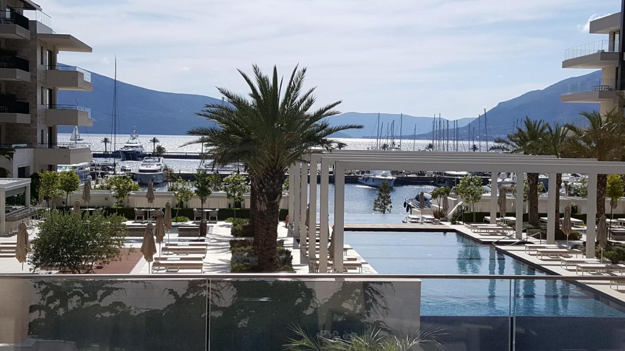 Porto Montenegro Elena Luxurious one bedroom apartment Tivat Buitenkant foto