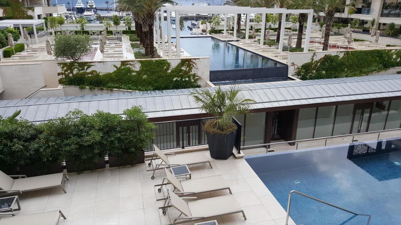 Porto Montenegro Elena Luxurious one bedroom apartment Tivat Buitenkant foto